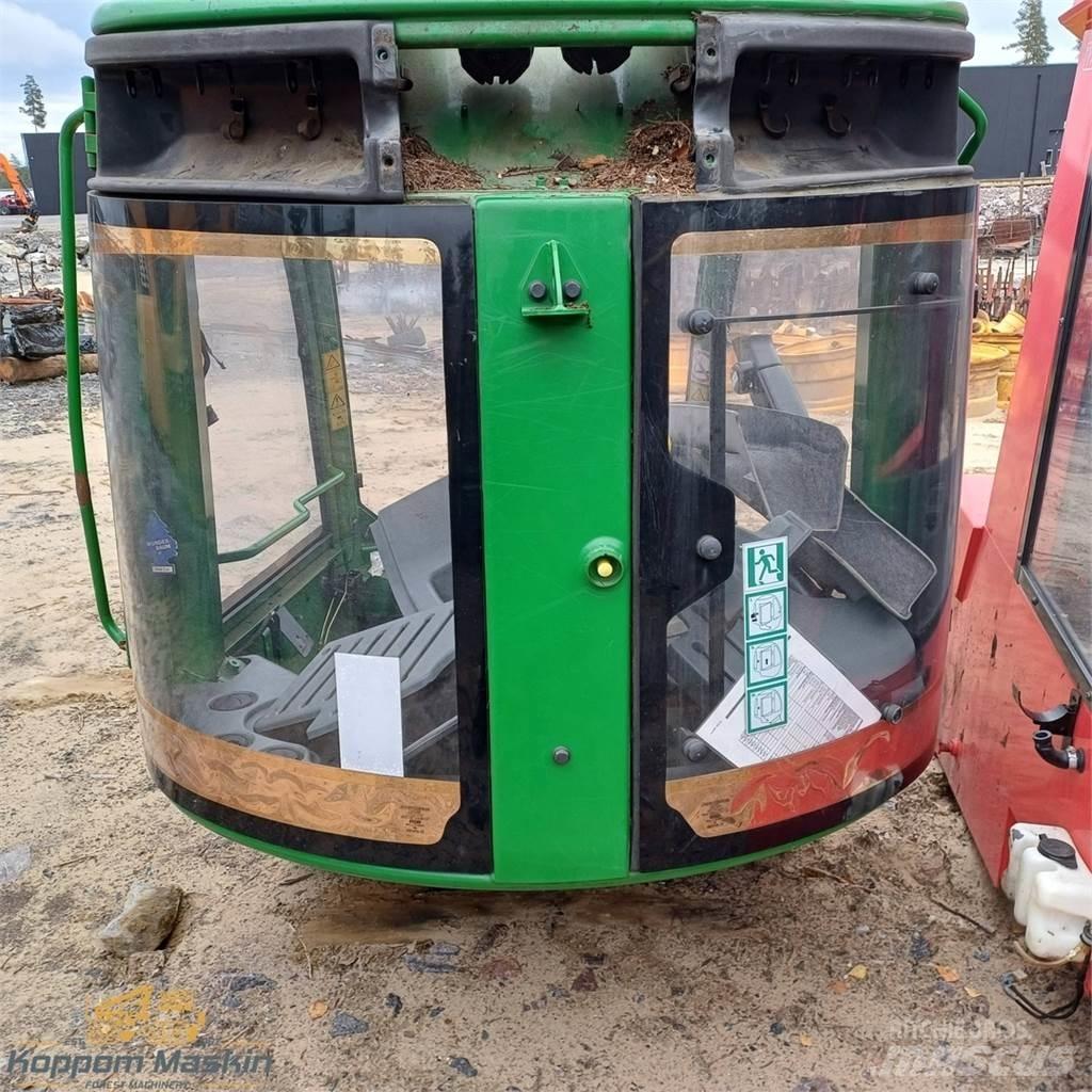 John Deere 1270e Kabiny i wnętrze