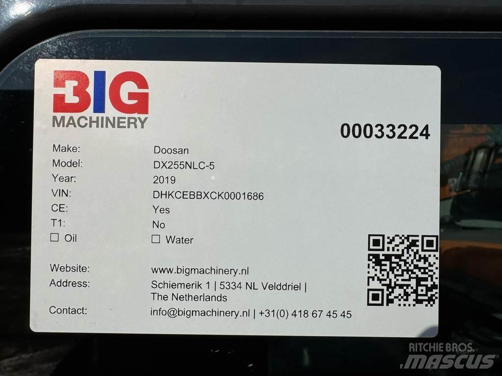 Doosan DX255NLC-5 Koparki gąsienicowe