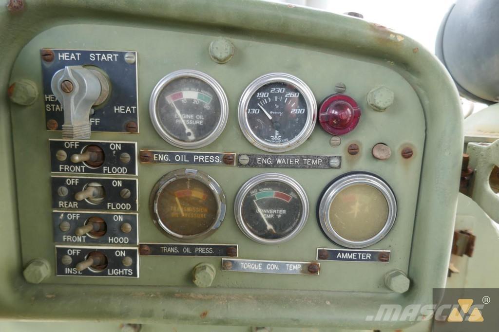 CAT D7F Ex-army Spycharki gąsienicowe