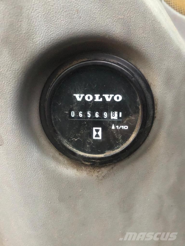 Volvo ECR 235 E Koparki gąsienicowe
