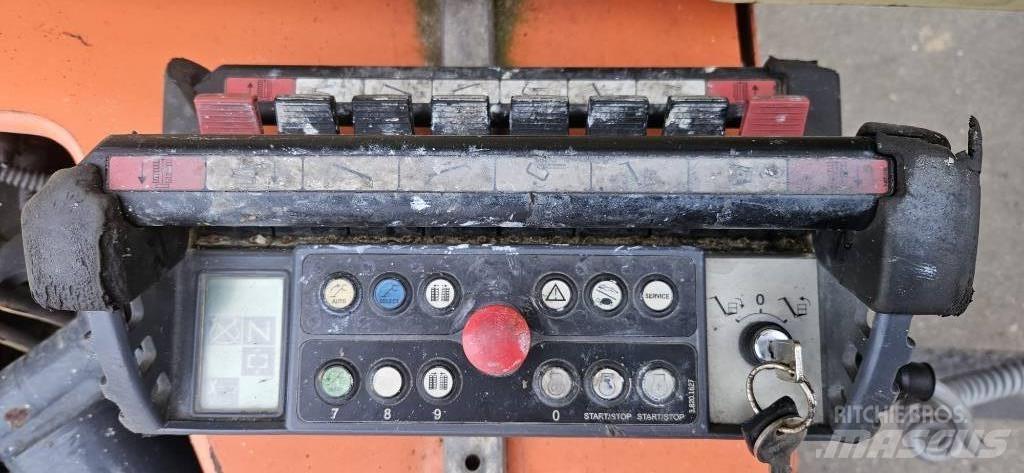 JLG X 17 J Plus Podnośniki przegubowe