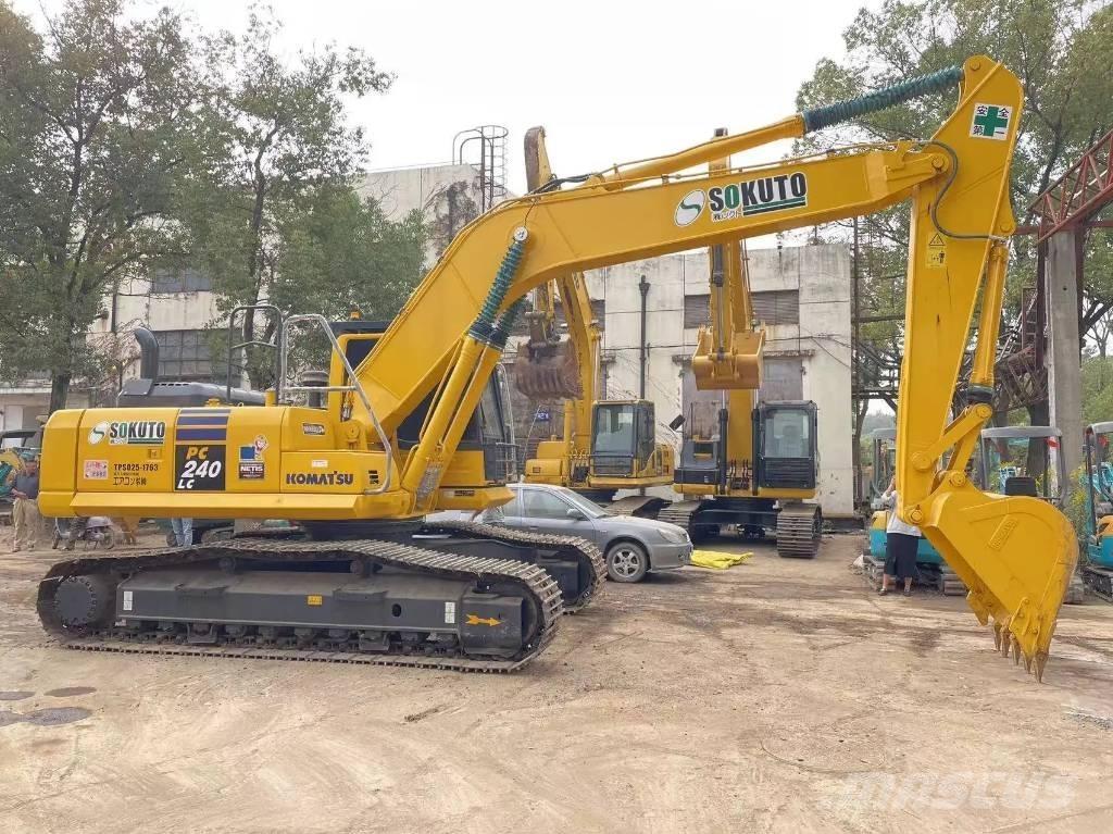 Komatsu PC240-8 Koparki gąsienicowe