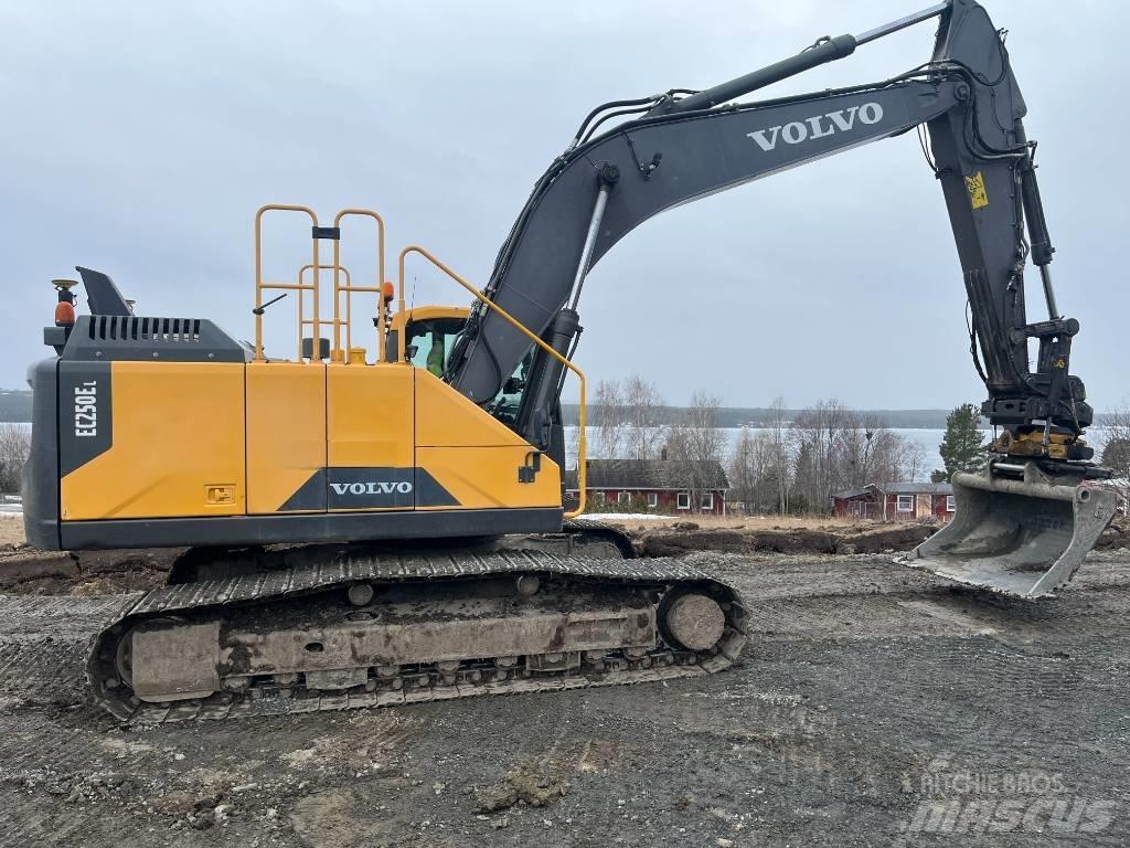 Volvo EC 250 EL Koparki gąsienicowe