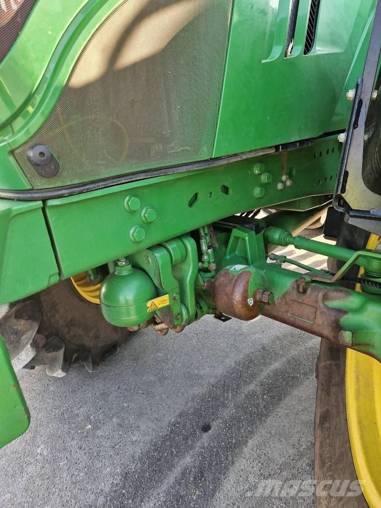 John Deere 6215 R Ciągniki rolnicze