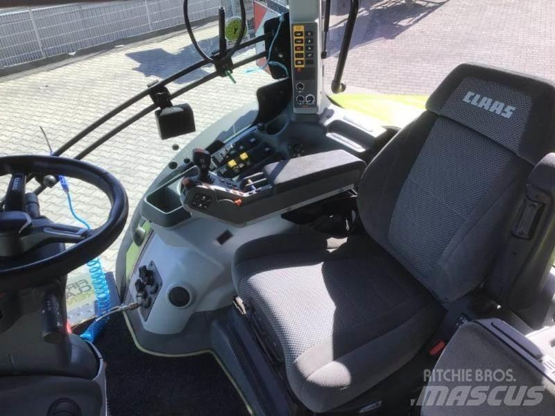 CLAAS AXION 850 Ciągniki rolnicze