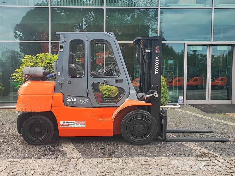 Toyota 02-7FD35 Wózki Diesla