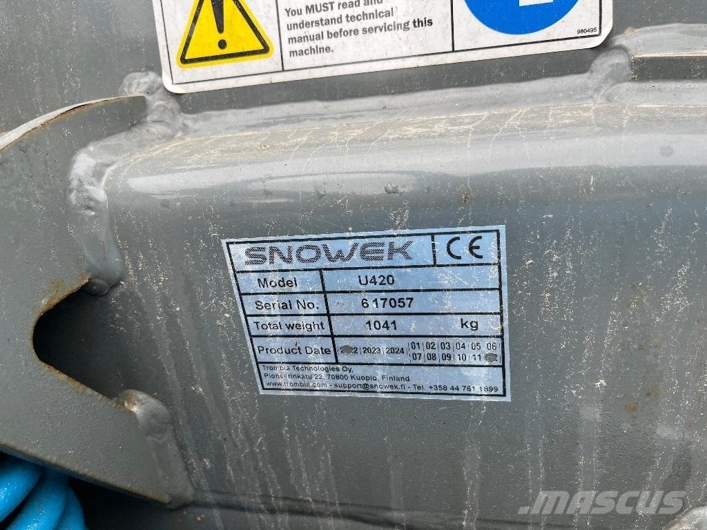 Snowek U420 Lemiesze i pługi śnieżne