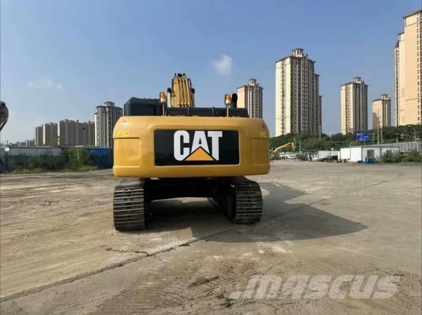 CAT 330 D Koparki gąsienicowe