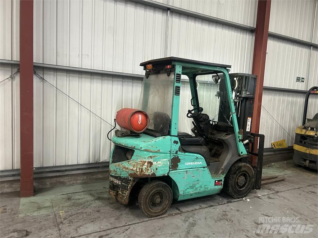 Mitsubishi FG25NT Wózki LPG