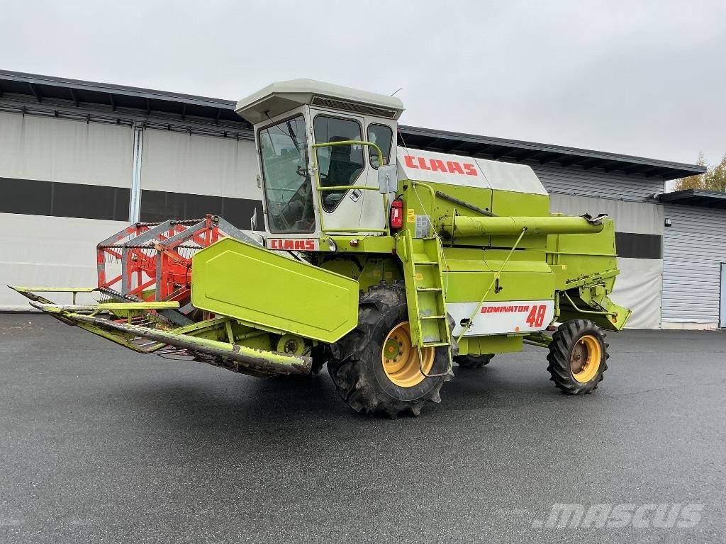 CLAAS 48 Kombajny zbożowe