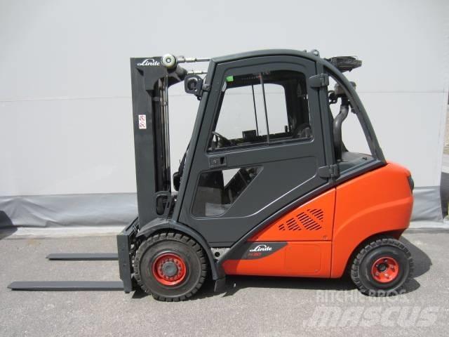 Linde H 30 D-03 Wózki Diesla