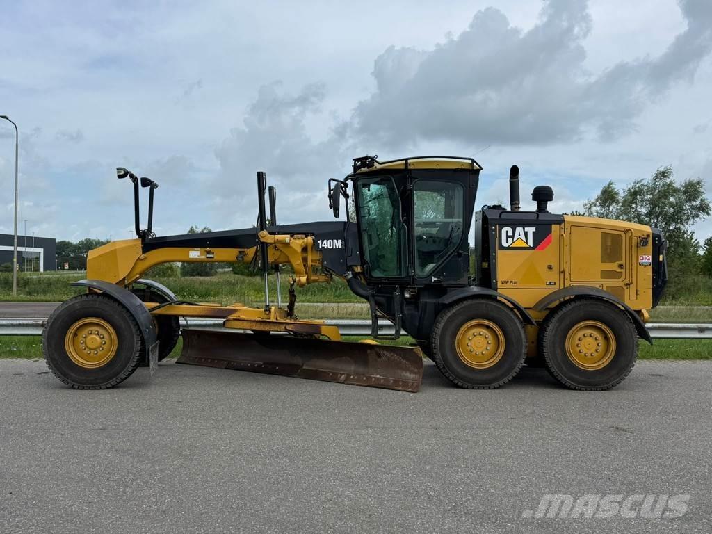 CAT 140M2 Równiarki