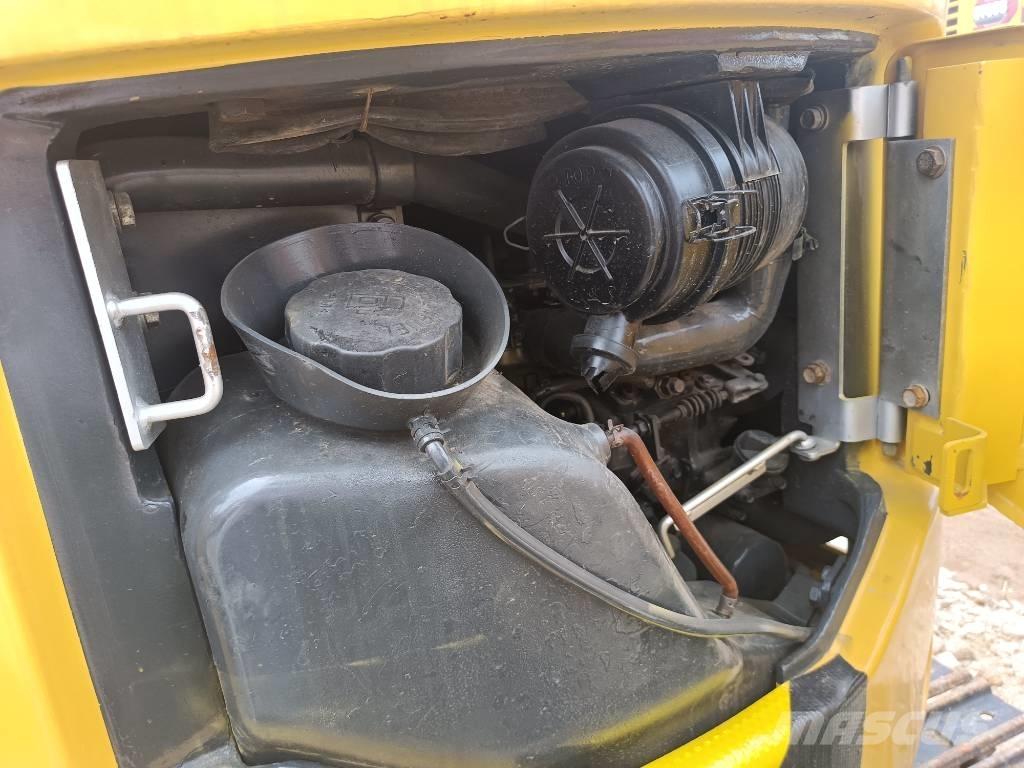 Komatsu PC 18 Koparki gąsienicowe