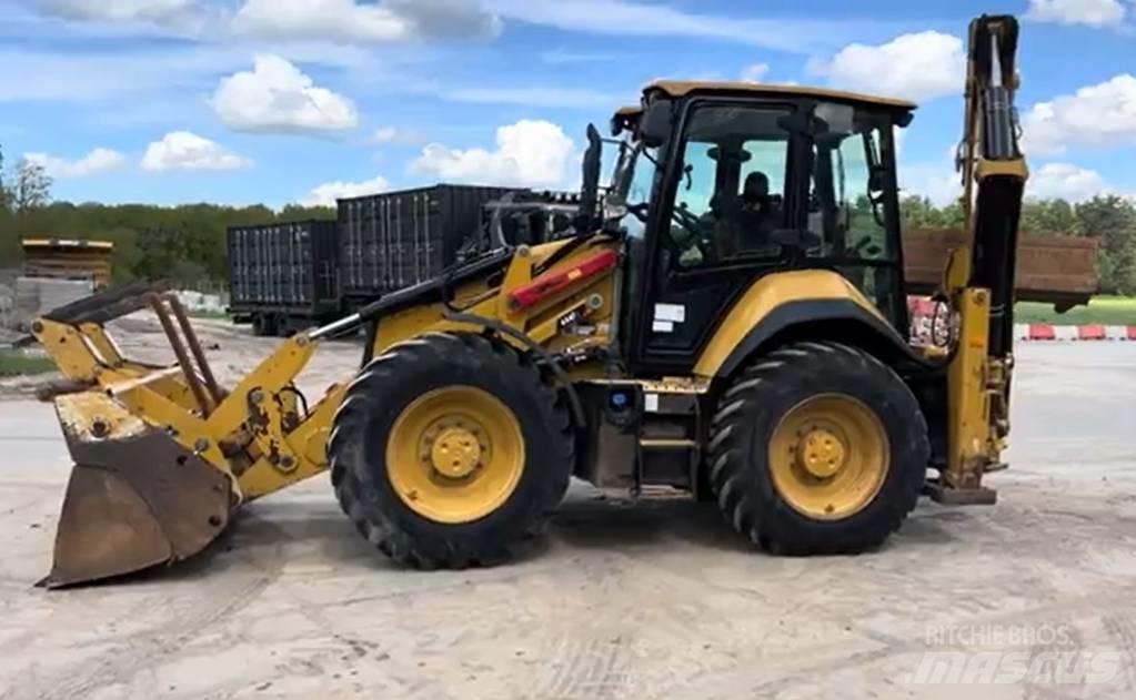 CAT 444 E 4x4 Koparko-ładowarki