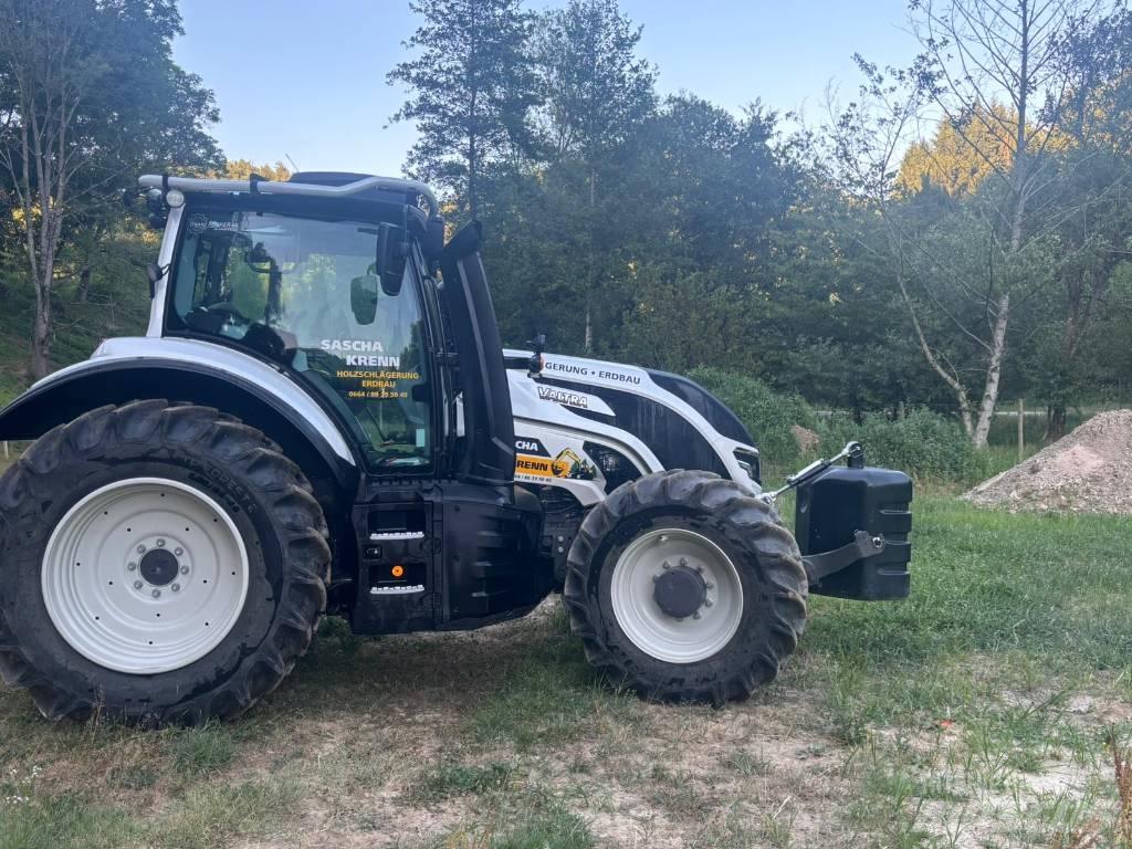 Valtra T 145 Traktory leśne