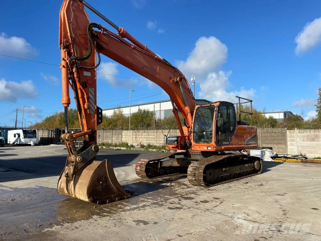 Doosan DX 255 LC Koparki gąsienicowe