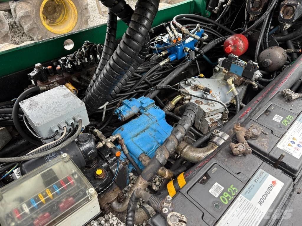 Timberjack 810 B Forwardery