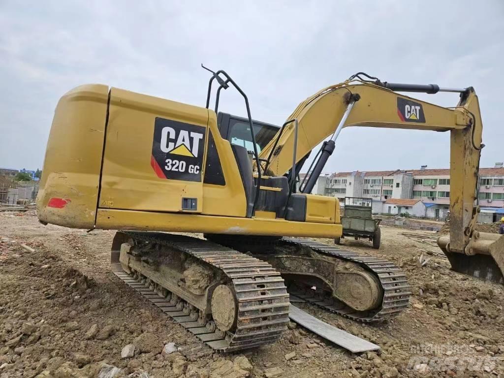 CAT 320 GC Midikoparki  7t - 12t