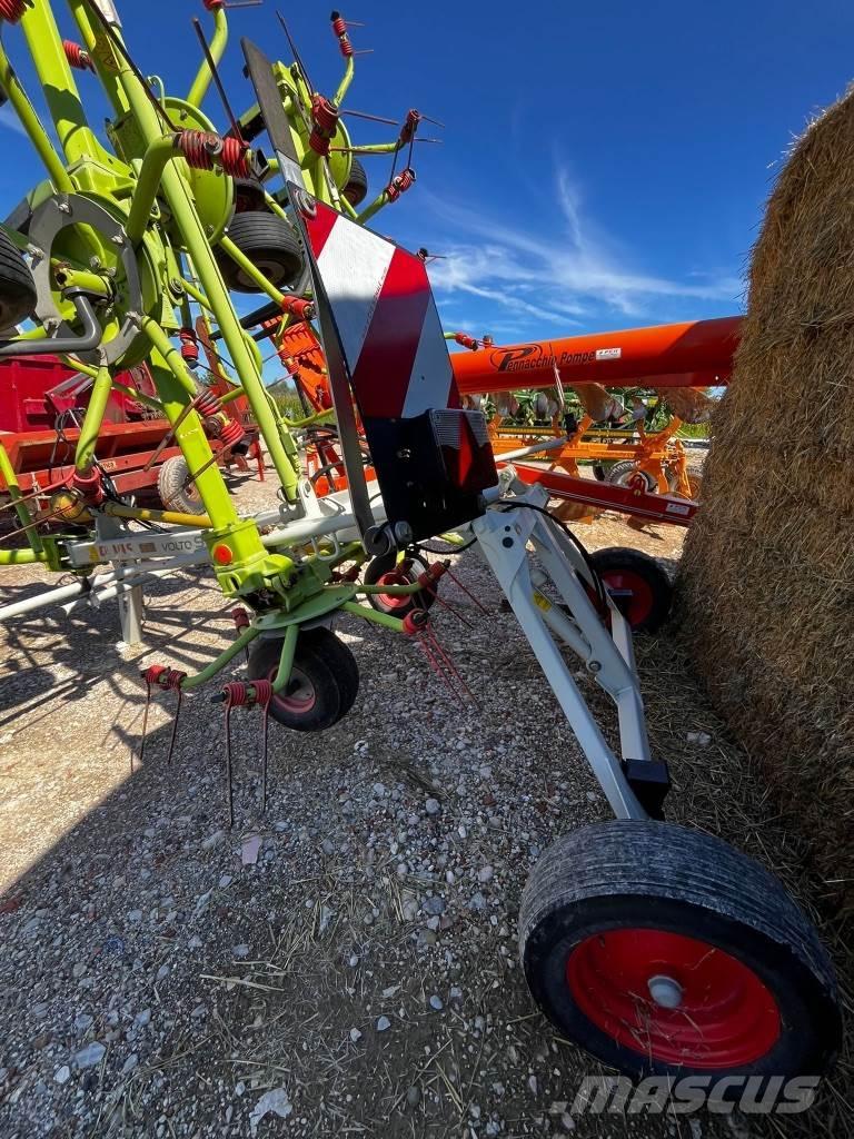 CLAAS Volto 900 T Zgrabiarki i przetrząsacze