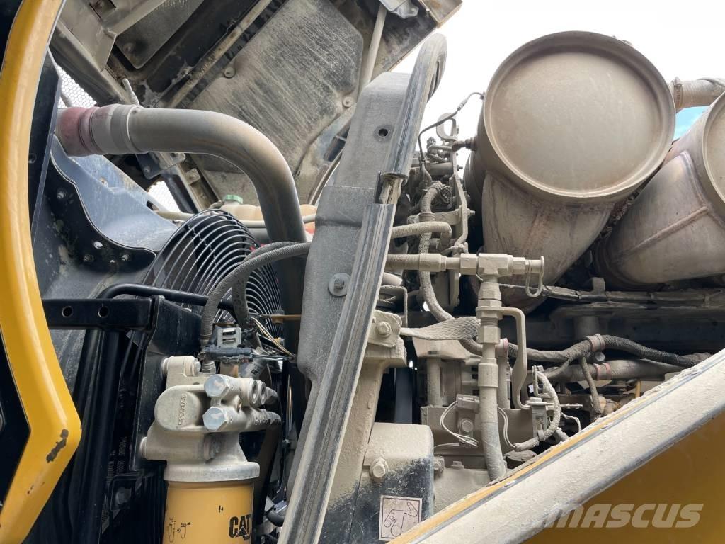 CAT 972M Ładowarki kołowe