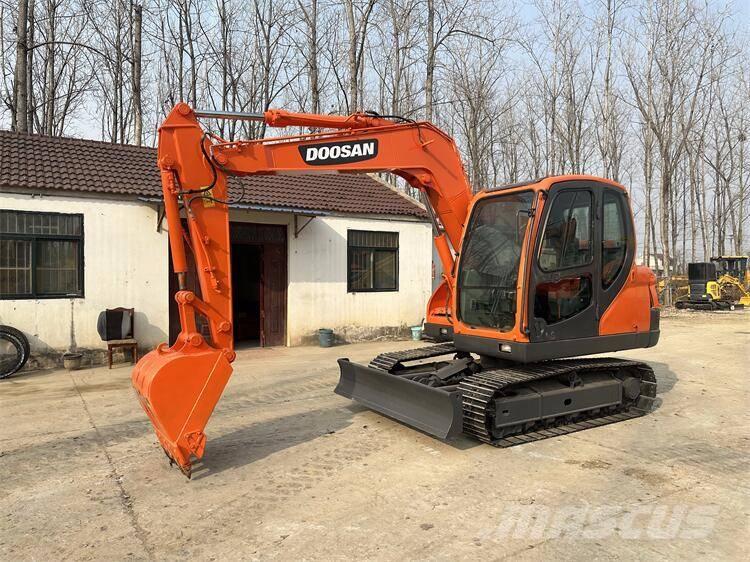 Doosan DX75 Koparki gąsienicowe