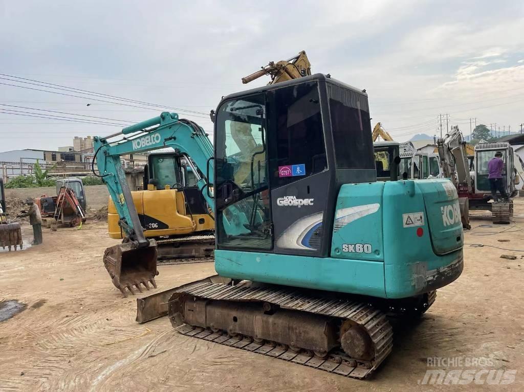 Kobelco SK 60-8 Koparki gąsienicowe
