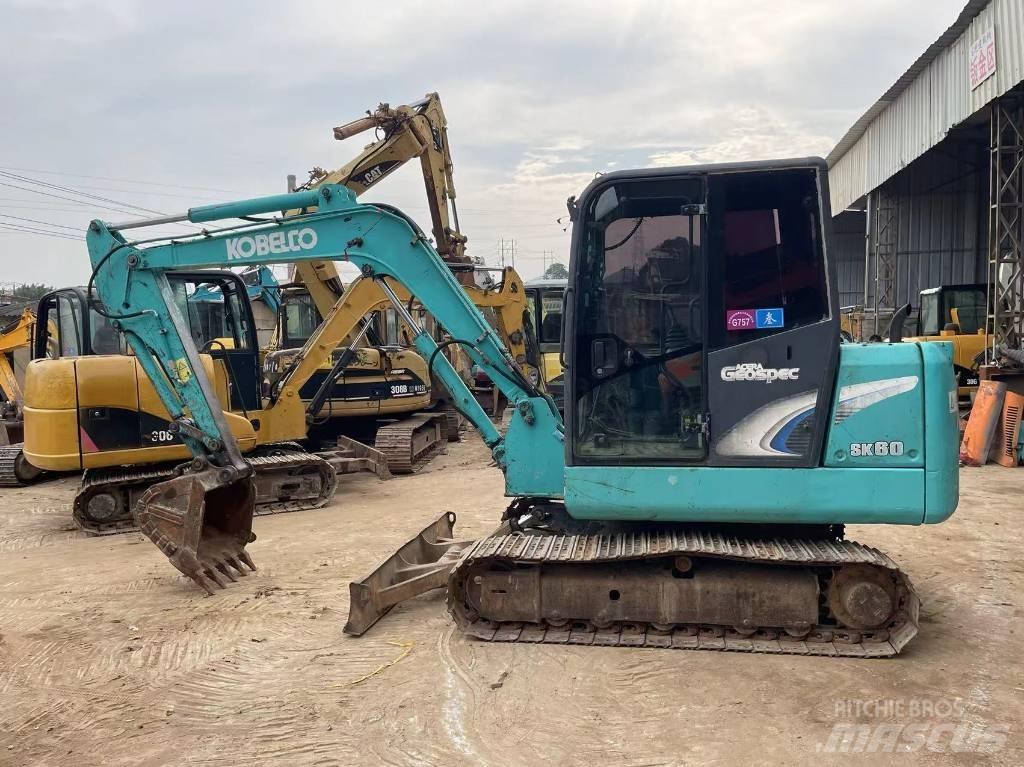 Kobelco SK 60-8 Koparki gąsienicowe