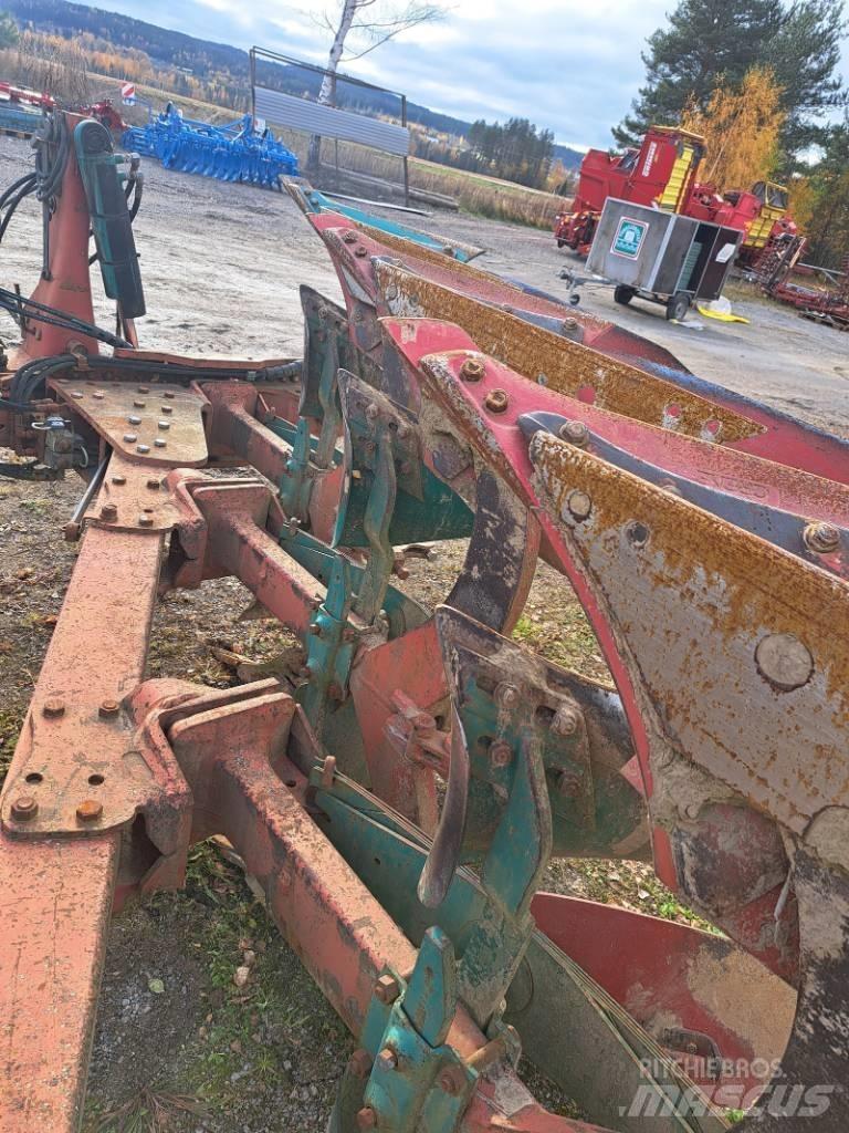 Kverneland em 85-200 Pługi obrotowe