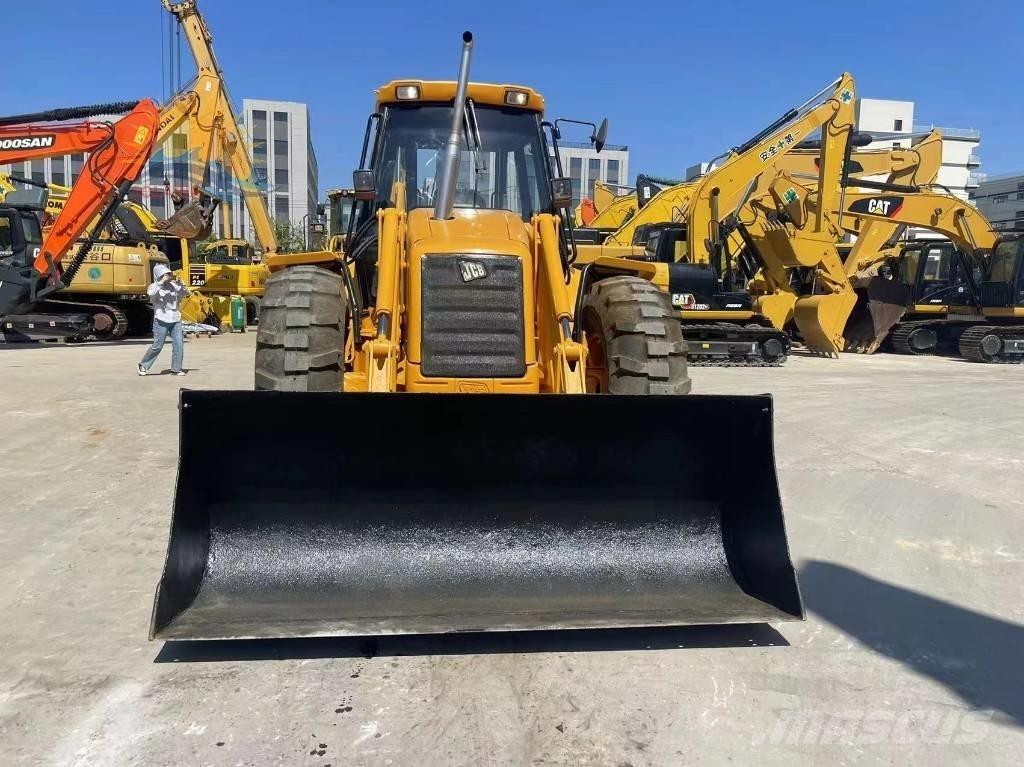 JCB 4 CX Koparko-ładowarki