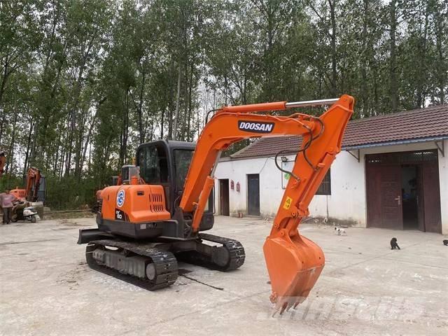 Doosan dx60 Koparki gąsienicowe