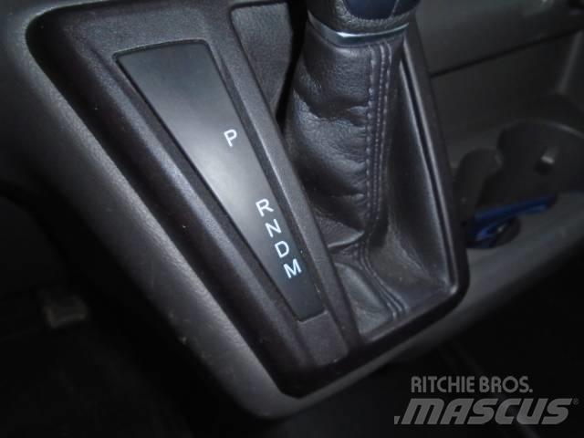 Ford Transit 250 Busy / Vany