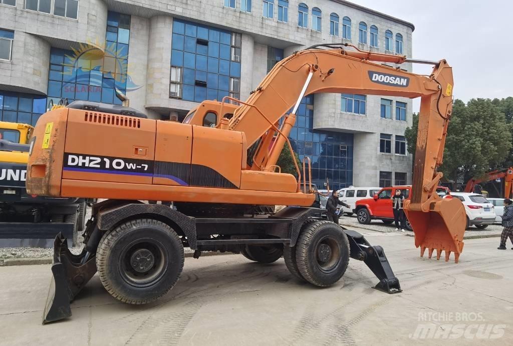 Doosan DH 210 W-7 Koparki kołowe