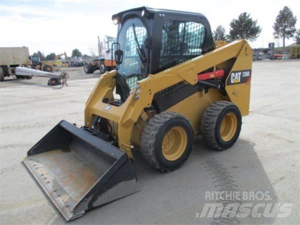 CAT 236 D Ładowarki burtowe