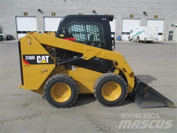 CAT 236 D Ładowarki burtowe