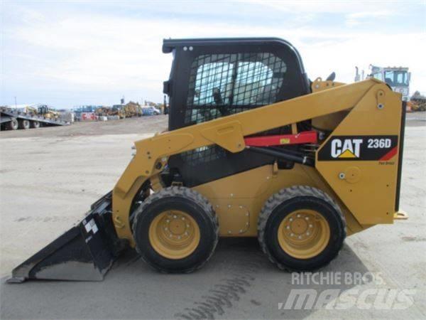 CAT 236 D Ładowarki burtowe