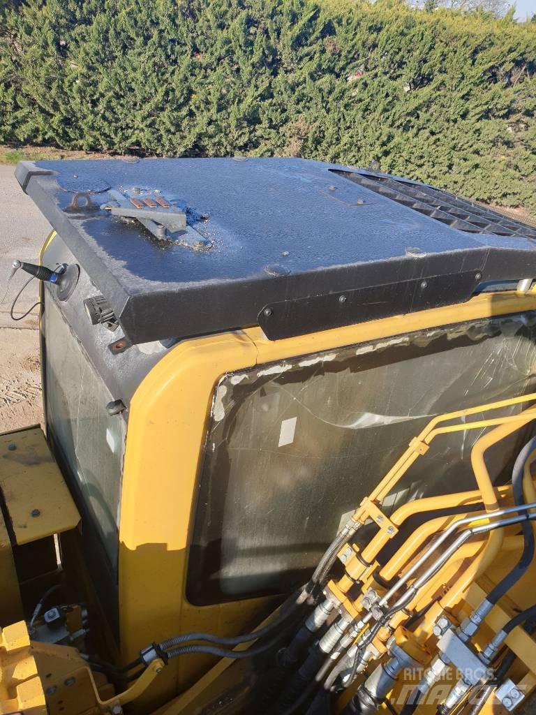 Komatsu PC490LC-11 Koparki gąsienicowe