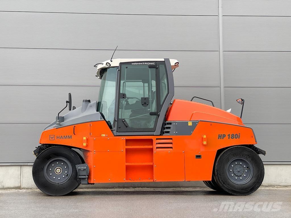 Hamm HP 180I Walce ogumione