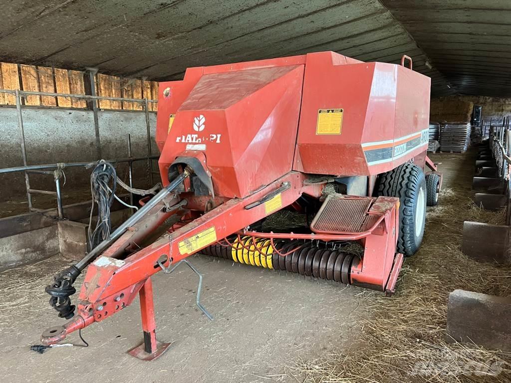 Hesston 4600 Prasy kostkujące