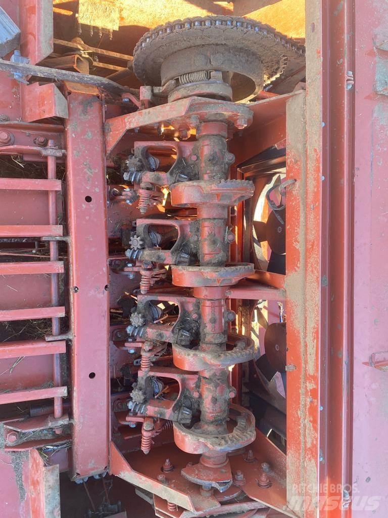Hesston 4600 Prasy kostkujące