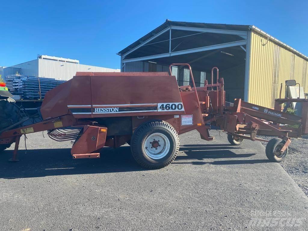 Hesston 4600 Prasy kostkujące