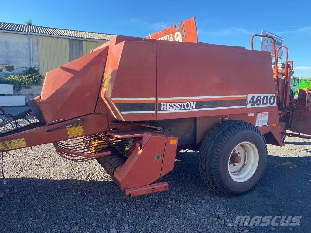 Hesston 4600 Prasy kostkujące