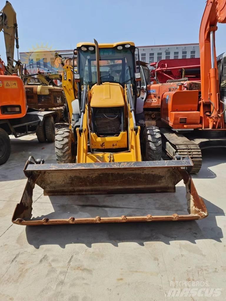 JCB 3CX Koparko-ładowarki