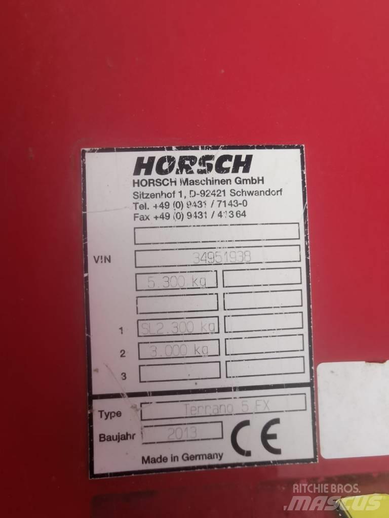 Horsch Terrano 5 FX Kultywatory