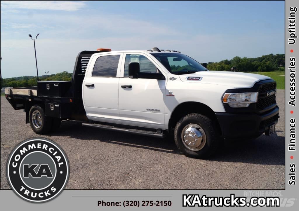 RAM 3500 TRADESMAN Ciężarówki typu Platforma / Skrzynia