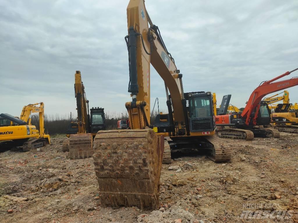CAT 326D Koparki gąsienicowe
