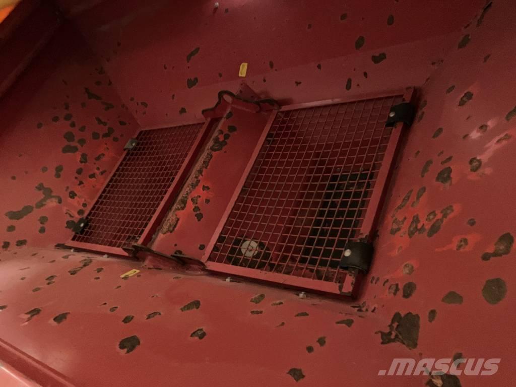 Bredal B2XL Rozrzutnik obornika