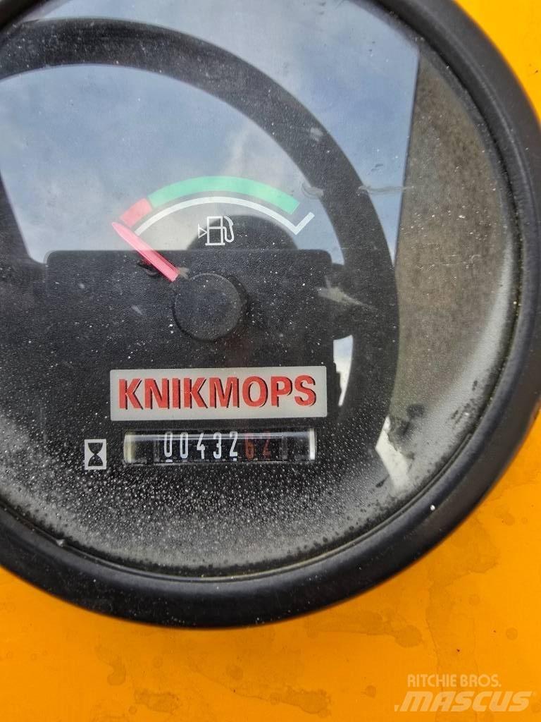 Knikmops 100 Ładowarki kołowe