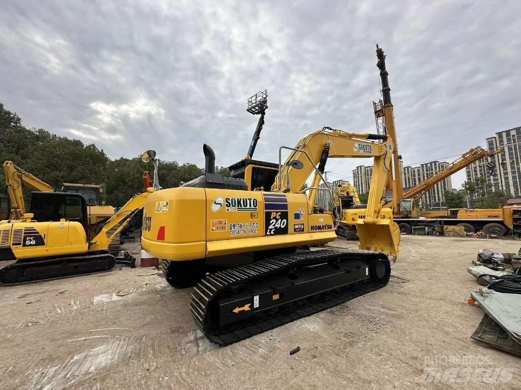 Komatsu PC 240 Koparki gąsienicowe