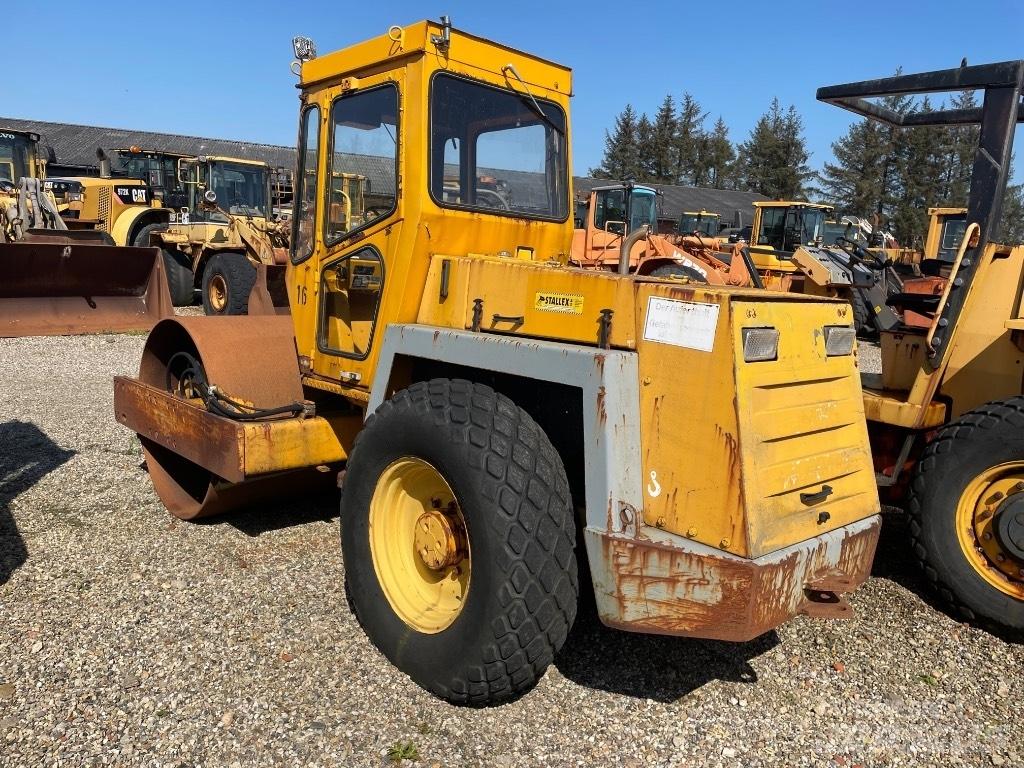 Bomag BW172 Walce jednobębnowe