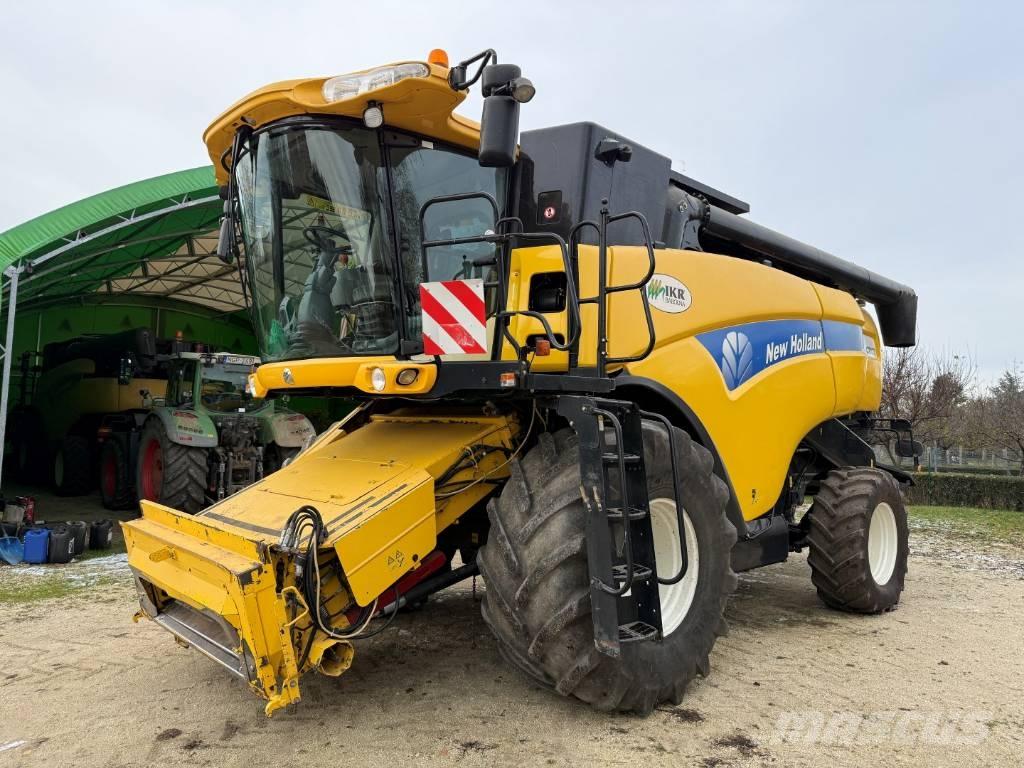New Holland CX 8070 Kombajny zbożowe